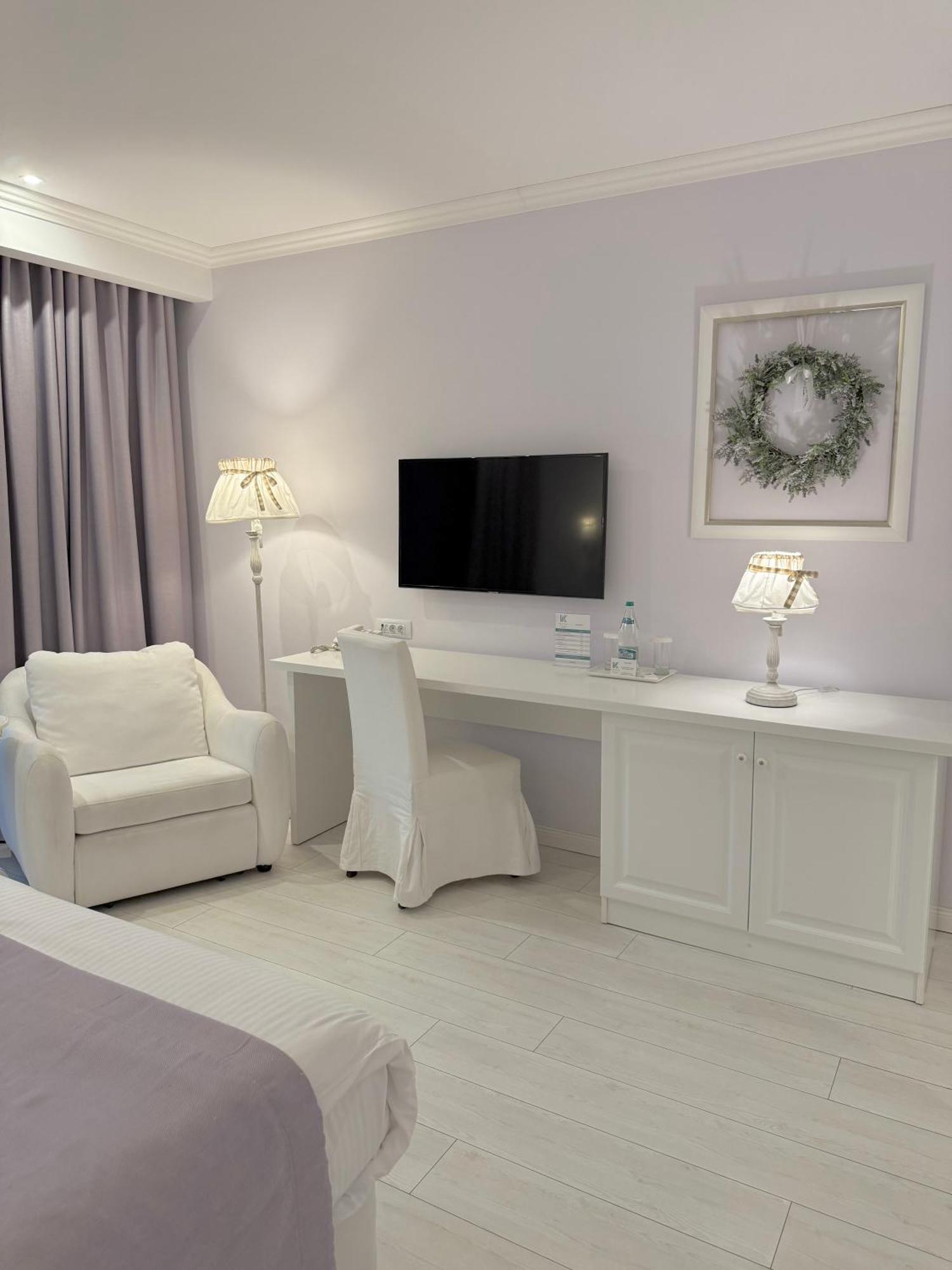 Готель Krystal Boutique Mansion Хунедоара Екстер'єр фото